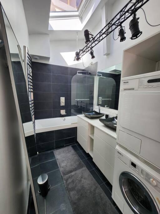 Appartement 3 8 Paris
